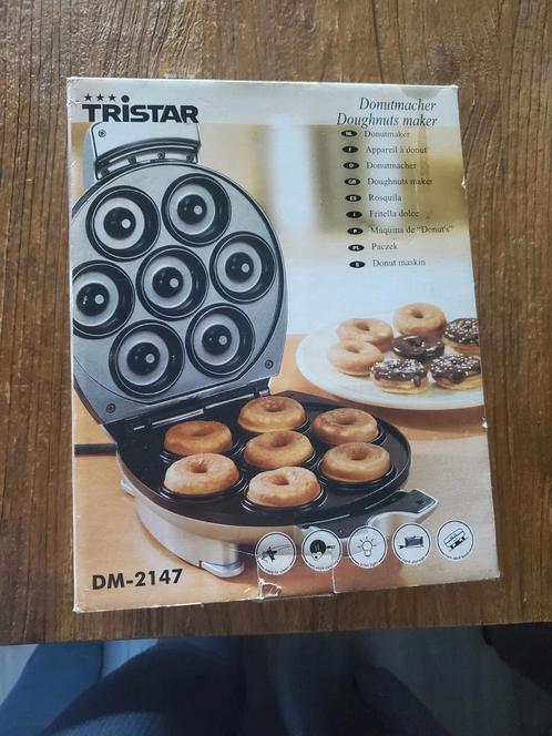 Donut maker, Hobby en Vrije tijd, Taarten en Cupcakes maken, Nieuw, Bakvorm, Cupcakes, Ophalen of Verzenden