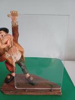 Laaf met een fotolijstje in zijn handen, Ophalen of Verzenden, Zo goed als nieuw, Beeldje of Poppetje