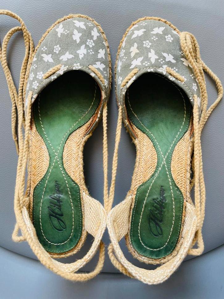 Tommy Hilfiger Sling-Back Pumps Maat 40, Kleding | Dames, Schoenen, Gedragen, Sandalen of Muiltjes, Groen, Ophalen of Verzenden