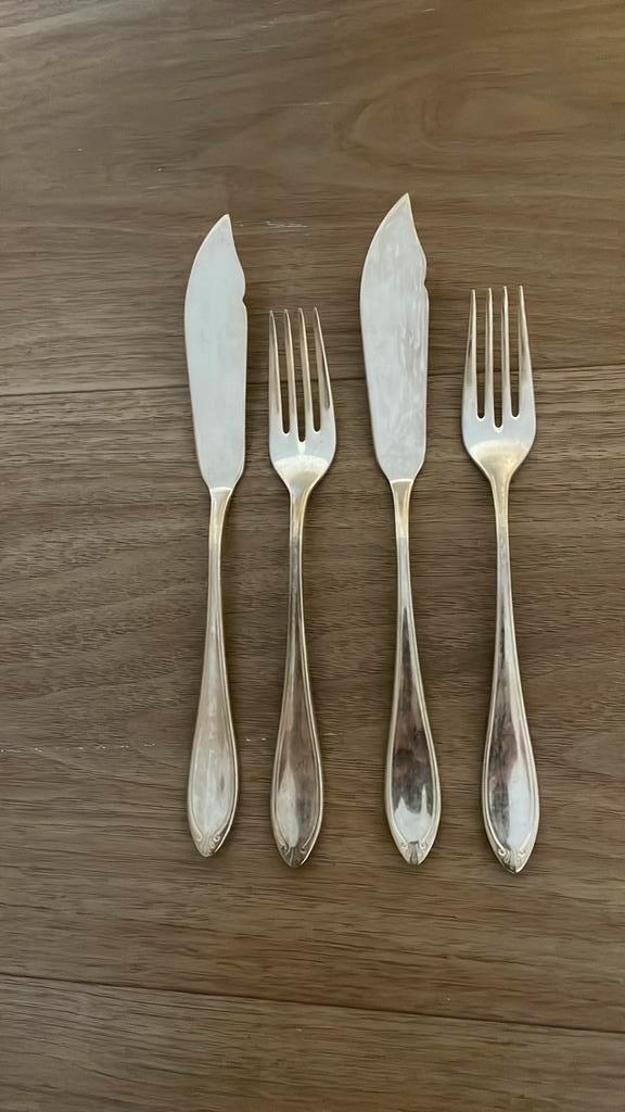 Verzilverd visbestek Christofle Versailles, Huis en Inrichting, Keuken | Bestek, Zilver, Ophalen of Verzenden