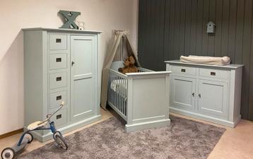 Landelijke babykamer beschikbaar voor biedingen