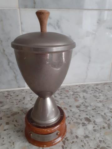 Beker Internationale Ronde West Brabant 1965 beschikbaar voor biedingen