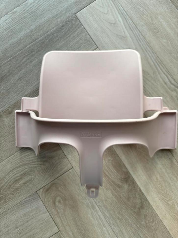 Stokke Tripp Trapp Babyset Roze, Kinderen en Baby's, Kinderstoelen, Zo goed als nieuw, Meegroeistoel, Stoelverkleiner, Ophalen