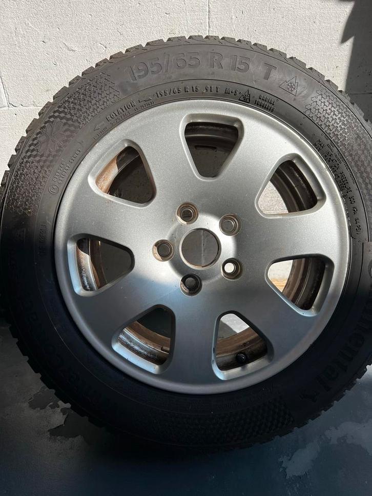 Continental Winterbanden met Velg - 195/65 R15, Auto-onderdelen, Banden en Velgen, Banden en Velgen, Winterbanden, 15 inch, 195 mm