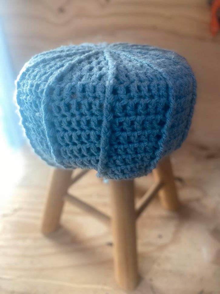 Blauwe Gehaakte Wol Poef Kruk, Huis en Inrichting, Stoelen, Nieuw, Eén, Stof, Blauw, Ophalen of Verzenden