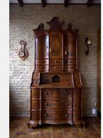 Antieke Walnoten Buro/Kast, Ophalen