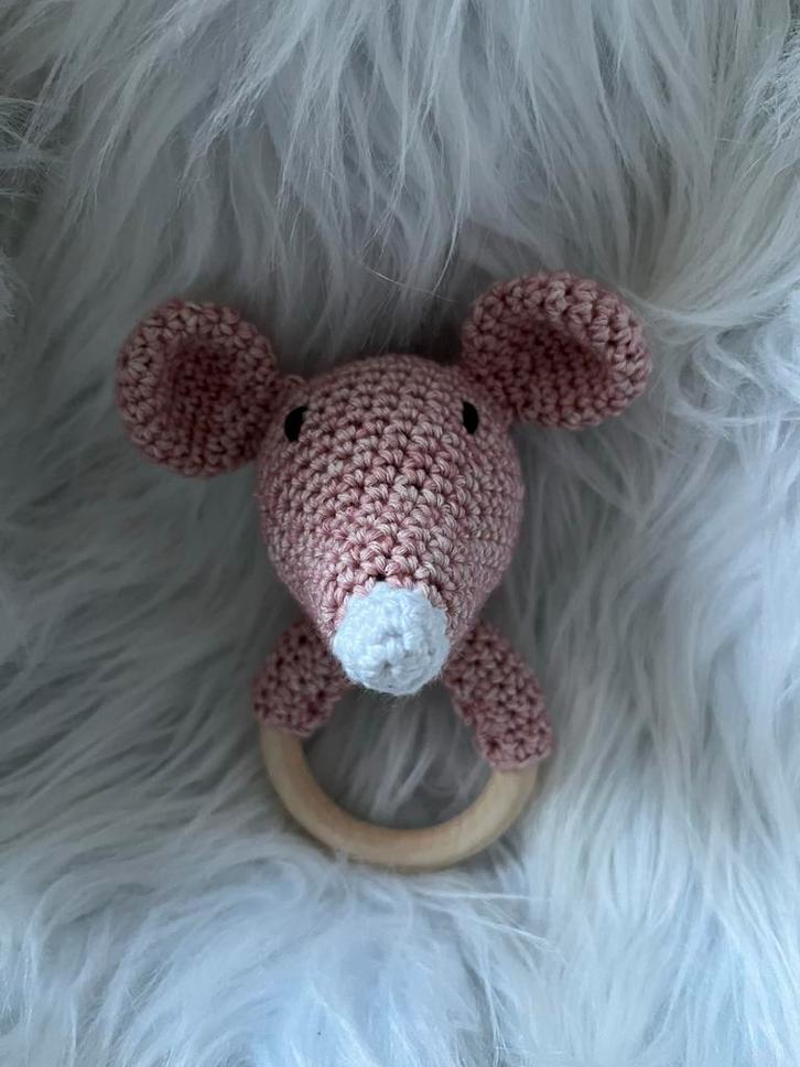 Gehaakte Rammelaar Muis - Roze, Kinderen en Baby's, Speelgoed | Babyspeelgoed, Nieuw, Rammelaar, Ophalen of Verzenden