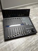 Icon Qcon Pro X, Ophalen, Zo goed als nieuw