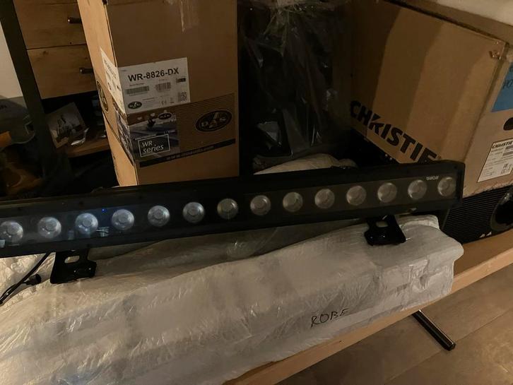 Robe Robin CycBar 15 X Lichtbalk, Muziek en Instrumenten, Licht en Laser, Zo goed als nieuw, Licht, Kleur, Ophalen