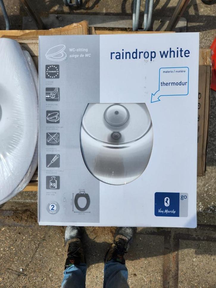 18 - Toiletbrillen, wasbakken, gootstenen, sanitair, Doe-het-zelf en Verbouw, Sanitair, Gebruikt, Chroom, Rvs, Ophalen