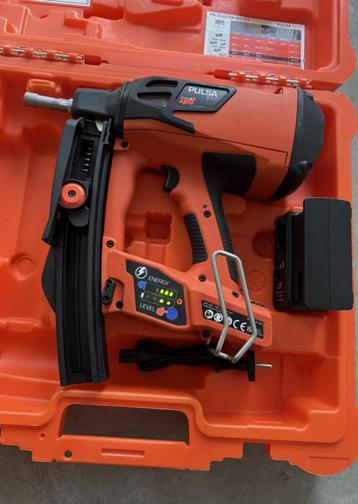Spit PULSA 27P Gastacker tacker schiethamer + accu beschikbaar voor biedingen
