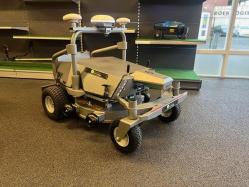 FJDynamics FJD RM21 robot maaier / sportveld belijning robot, Zakelijke goederen, Machines en Bouw | Tuin, Park en Bosbouw, Maaier