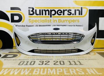 BUMPER Ford Focus MK8 4xpdc 2017-2020 VOORBUMPER 1-D2-9248z beschikbaar voor biedingen