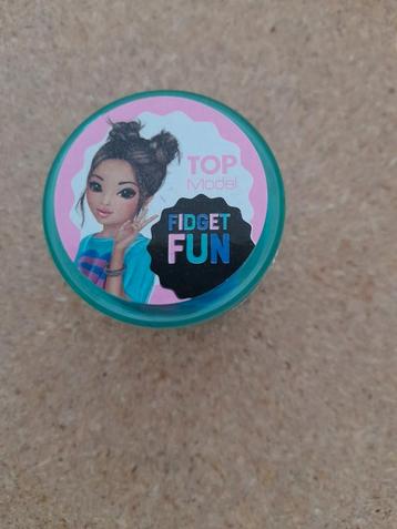 NIEUWSTAAT Topmodel fidget Fun spel uit Azië schoencadeautip beschikbaar voor biedingen
