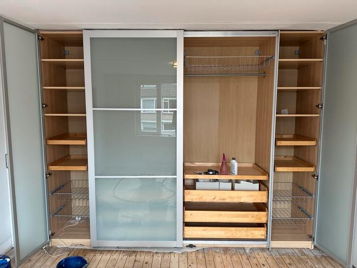 PAX kast - 3 meter in goede staat, Huis en Inrichting, Kasten | Kledingkasten, Gebruikt, 200 cm of meer, 200 cm of meer, 50 tot 75 cm