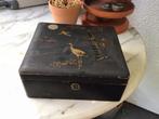 Antieke Japanse juwelendoos,vintage byou doos kraanvogels,, Ophalen