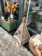 Honden en of Katten Mandje. Model Tippie Tent, Dieren en Toebehoren, Katten-accessoires, Ophalen of Verzenden, Zo goed als nieuw