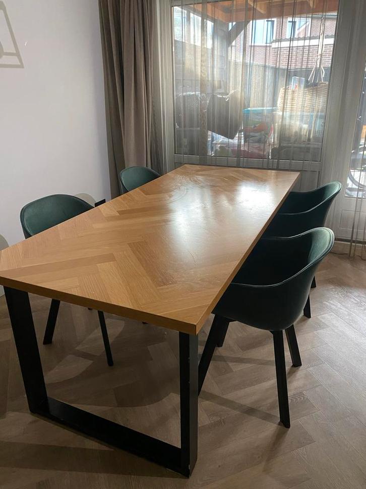 Mooie visgraat Eettafel met 4 stoelen (zwaar), Huis en Inrichting, Tafels | Eettafels, Gebruikt, 100 tot 150 cm, 150 tot 200 cm