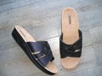 NIEUW - zwarte slippers maat 42, Kleding | Dames, Schoenen, Nieuw, Slippers, Zwart, Ophalen