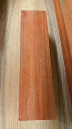 Padouk blok nr 04.   6,5 x 6,5 x 24 cm, Ophalen of Verzenden