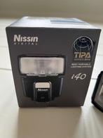 Nissin flitser i40, Audio, Tv en Foto, Fotografie | Flitsers, Ophalen of Verzenden, Zo goed als nieuw, Overige merken, Kantelbaar