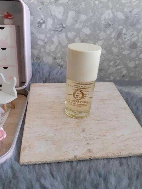 parfumminiatuur O de lancome, Verzamelen, Parfumverzamelingen, Zo goed als nieuw, Miniatuur, Gevuld, Ophalen