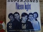superjones - neon light 11jun, 7 inch, Single, Ophalen of Verzenden, Zo goed als nieuw