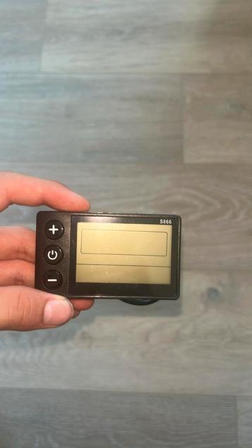 2x S866 display beschikbaar voor biedingen