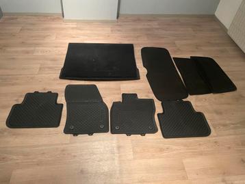 Rubber Mattenset en zonneschermen VW Tiguan - Complete Set beschikbaar voor biedingen