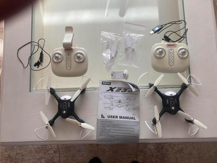 2  x Syma X23 drone 1 x met FPV Cam en 1 x zonder, Hobby en Vrije tijd, Modelbouw | Radiografisch | Helikopters en Quadcopters