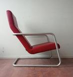 Mooie rood leren design fauteuil, Huis en Inrichting, Fauteuils, Ophalen, Zo goed als nieuw, 50 tot 75 cm, Leer