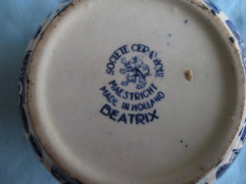 Suikerpotje "Maestricht Beatrix", Antiek en Kunst, Ophalen of Verzenden