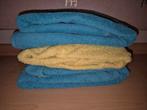 Omslagdoeken set -1x geel van Zwitsal en 2x Blauw (funnies), Ophalen of Verzenden, Gebruikt, Overige typen, Overige merken