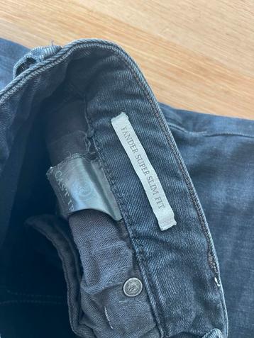 4 ZGAN Cast Iron Spijkerbroeken - Maat 31/34 & 32/34 beschikbaar voor biedingen