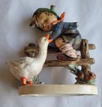 Hummel Goebel jongen met gans Groot model, Ophalen of Verzenden, Zo goed als nieuw, Hummel