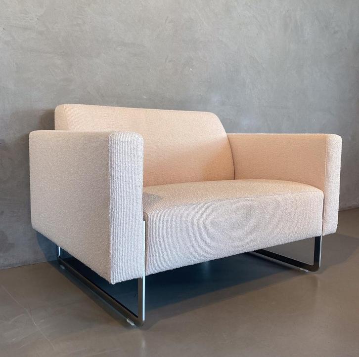 Artifort Mare Loveseat, Huis en Inrichting, Banken | Sofa's en Chaises Longues, Nieuw, Tweepersoons, Minder dan 150 cm, 75 tot 100 cm