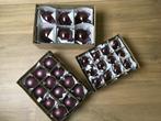 Kerstballen aubergine kleurig., Diversen, Kerst, Ophalen, Zo goed als nieuw