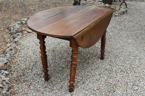 Brocante - Heerlijke hangoor-tafel!, Huis en Inrichting, Woonaccessoires | Overige, Gebruikt, Ophalen