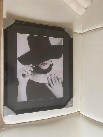 Elegante foto in lijst beschikbaar voor biedingen