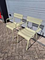 2x Fermob Luxembourg armstoelen willow green Prijs per stuk, Ophalen, Zo goed als nieuw