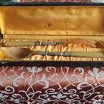 Antiek slacouvert hoorn+verzilverd in cassettedoos, Verzenden