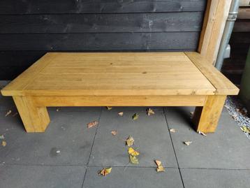 Eikenhouten Salontafel - Robuust Design, hout beschikbaar voor biedingen