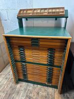 Letterkast - kralenkast - zetbok met opzetstuk, Ophalen