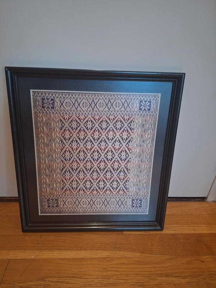 Ingelijste Kain Songket Wanddecoratie, Antiek en Kunst, Kunst | Tekeningen en Foto's, Ophalen of Verzenden