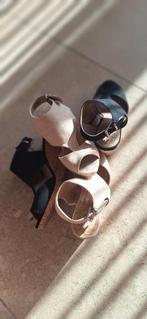 Zomer schoentjes 2 halen =1 betalen, Beige, Zo goed als nieuw, Sandalen of Muiltjes, Ophalen of Verzenden