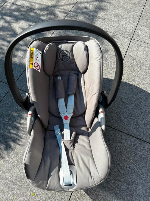 Cybex Cloud Z i-Size + Base Z, Kinderen en Baby's, Autostoeltjes, Gebruikt, Overige merken, 0 t/m 13 kg, Isofix, Verstelbare rugleuning