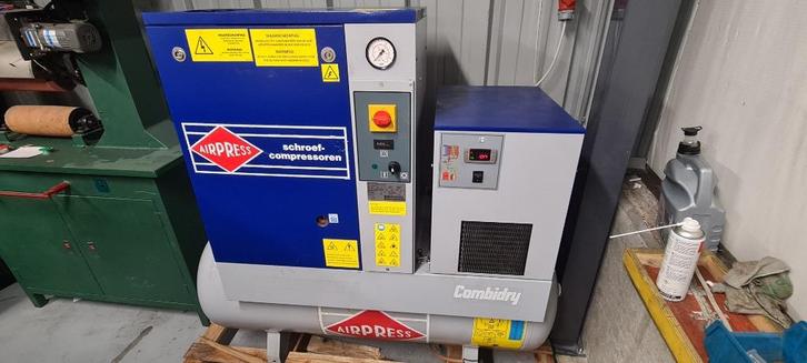 Airpress 8 bar, 200 liter compressor met doger, Doe-het-zelf en Verbouw, Compressors, Gebruikt, 6 tot 10 bar, 100 liter of meer