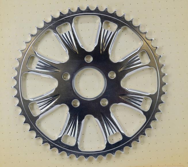 51T Tanden Achtertandwiel Gepolijst, Motoren, Onderdelen | Harley-Davidson, Nieuw, Ophalen of Verzenden