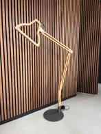 Zuiver Stijlvolle Staande Lamp, Ophalen, Zo goed als nieuw, Hout, 150 tot 200 cm