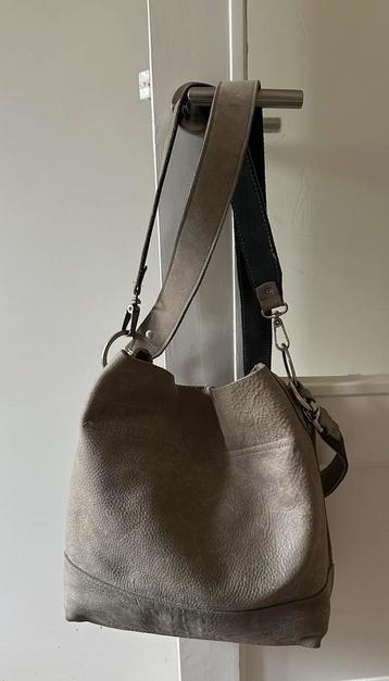 Stoere grijze Bo Bag van X Works beschikbaar voor biedingen